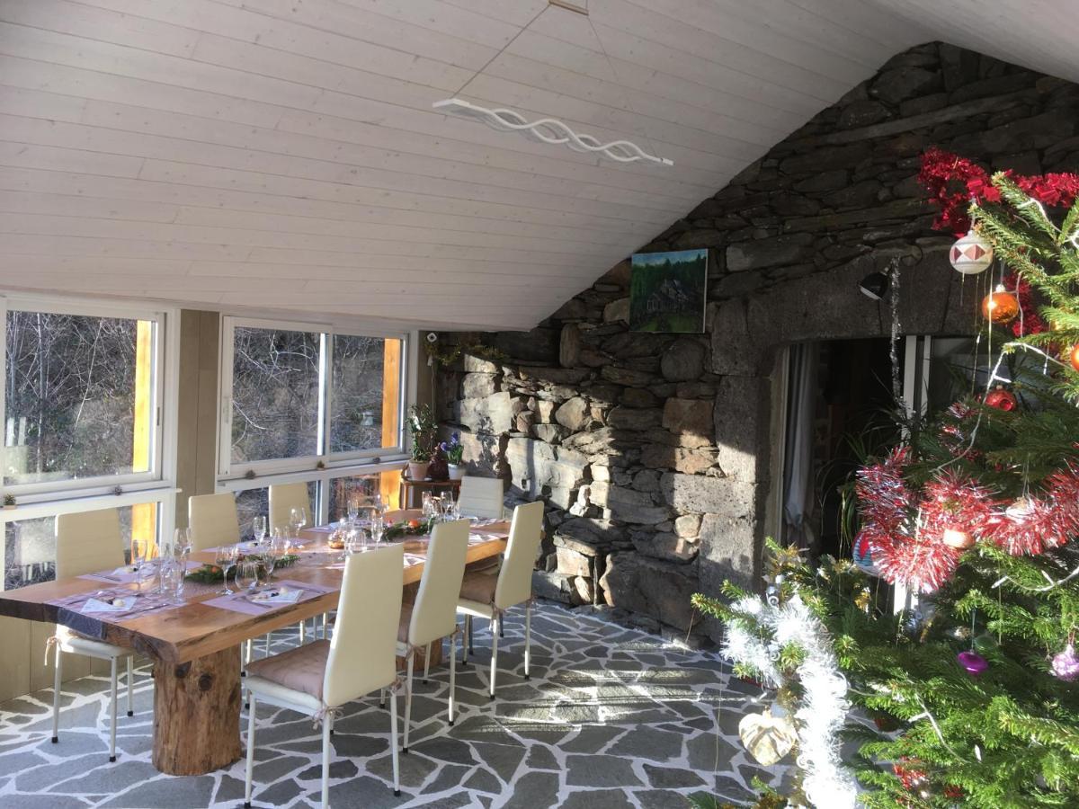 Chambres D'Hotes Le Lepadou-Bas Saint-Chély-dʼAubrac Dış mekan fotoğraf