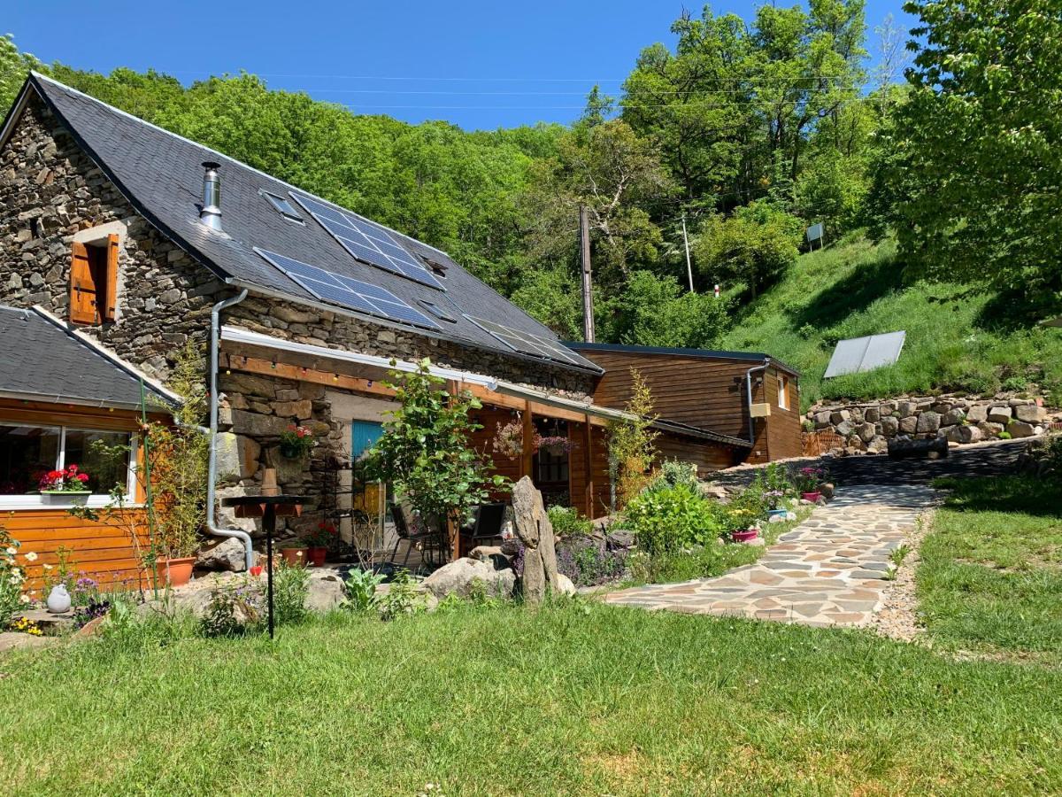Chambres D'Hotes Le Lepadou-Bas Saint-Chély-dʼAubrac Dış mekan fotoğraf