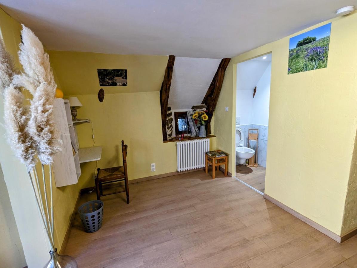 Chambres D'Hotes Le Lepadou-Bas Saint-Chély-dʼAubrac Dış mekan fotoğraf