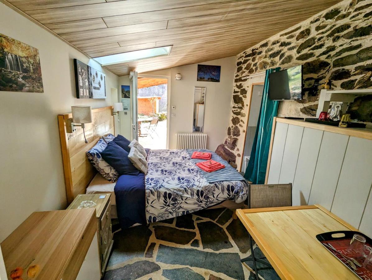 Chambres D'Hotes Le Lepadou-Bas Saint-Chély-dʼAubrac Dış mekan fotoğraf